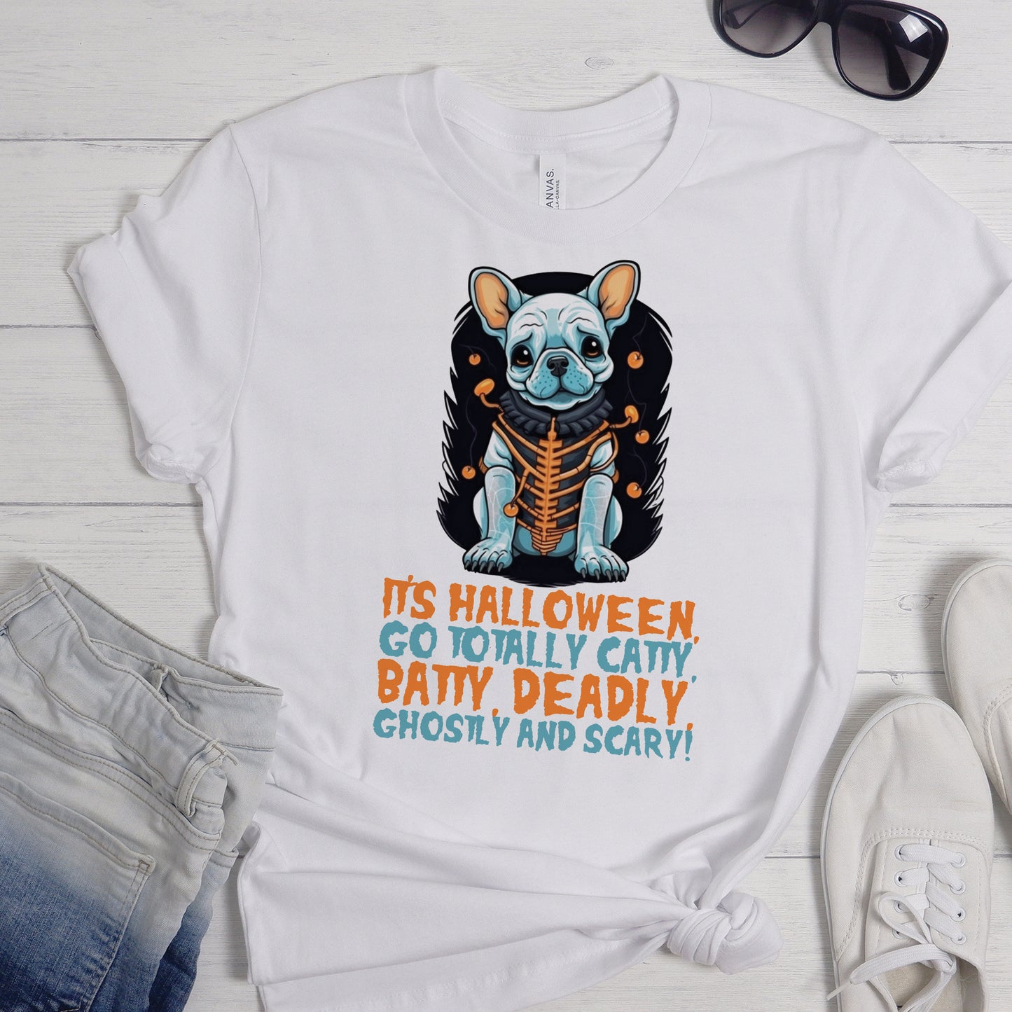 Spooktacular Halloween Bulldog - Unisex T-Shirt