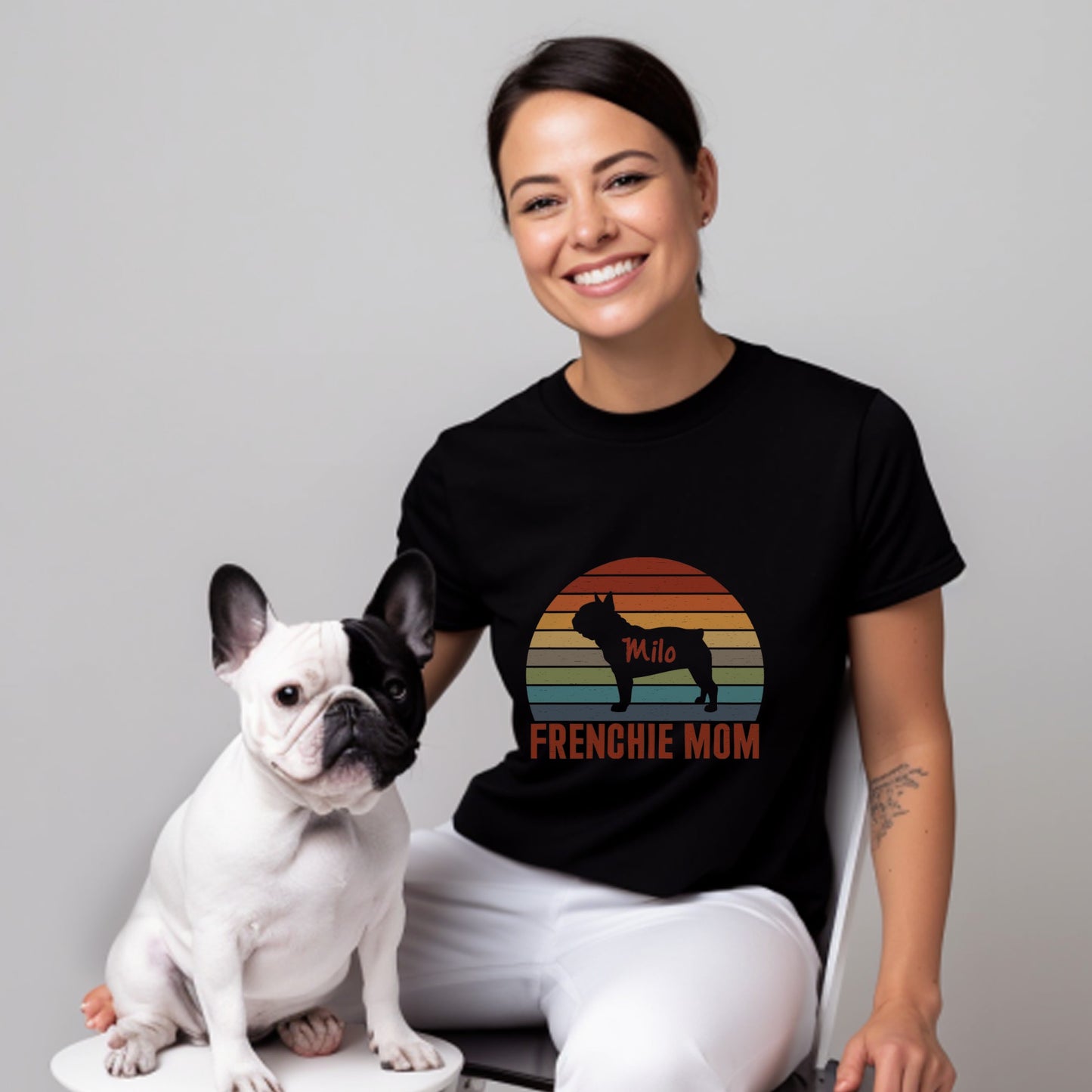 Frenchie Mom - Custom T-shirt with Frenchie Name