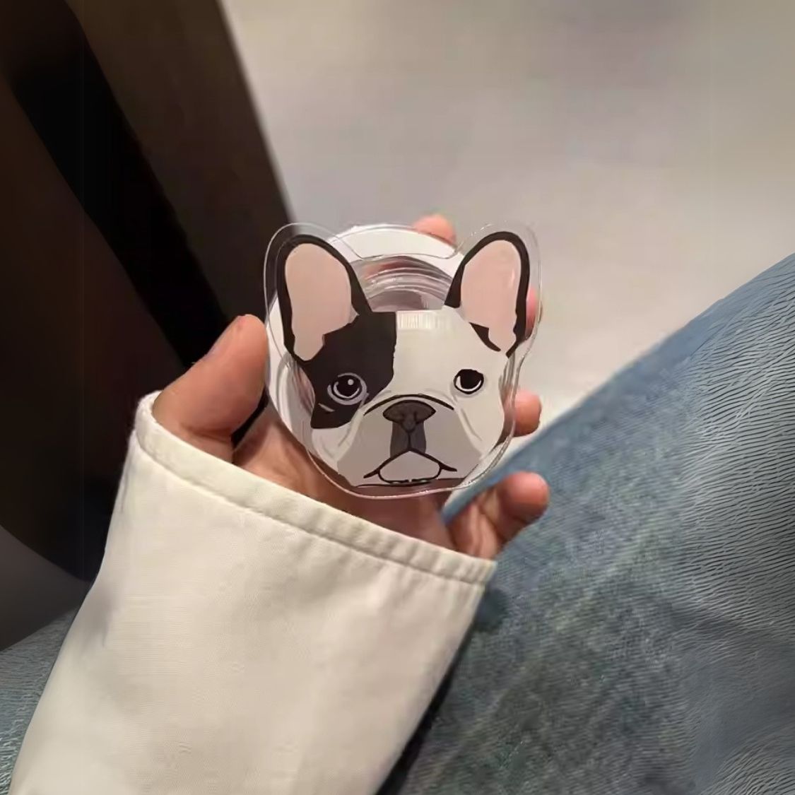 www.frenchie.shop-Charming-French-Bulldog-iPhone-Case 